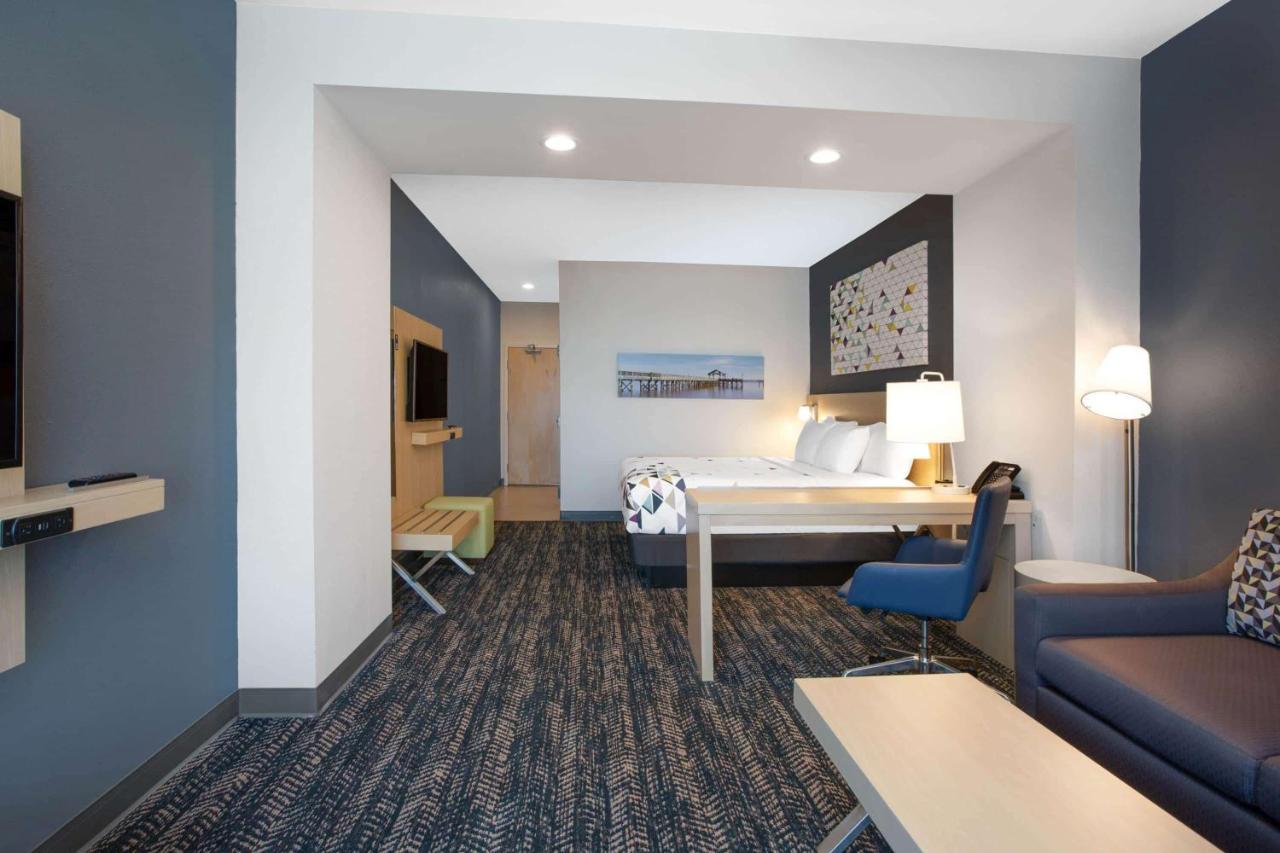 La Quinta Inn & Suites By Wyndham Manassas, Va- Dulles Airport Kültér fotó