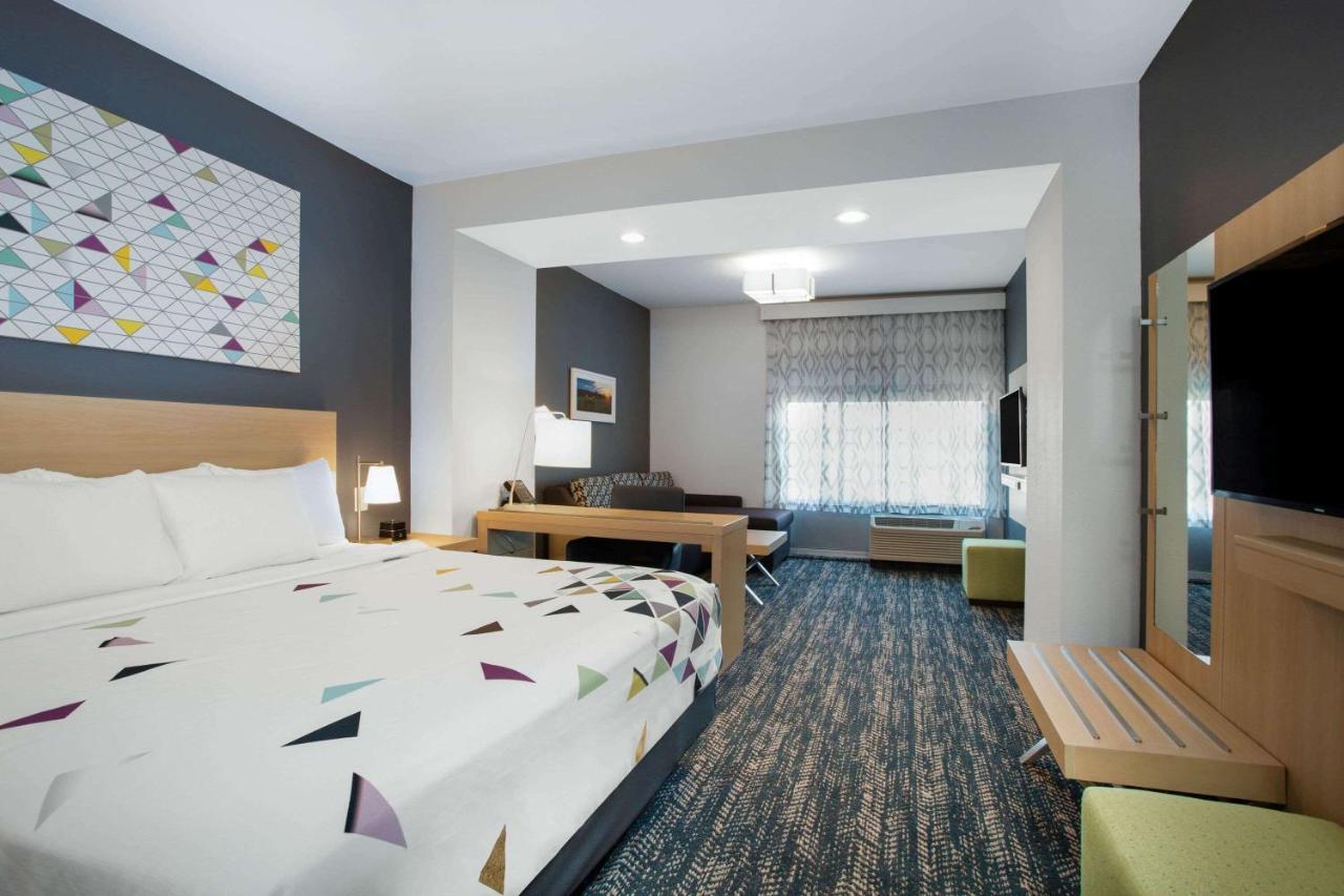 La Quinta Inn & Suites By Wyndham Manassas, Va- Dulles Airport Kültér fotó