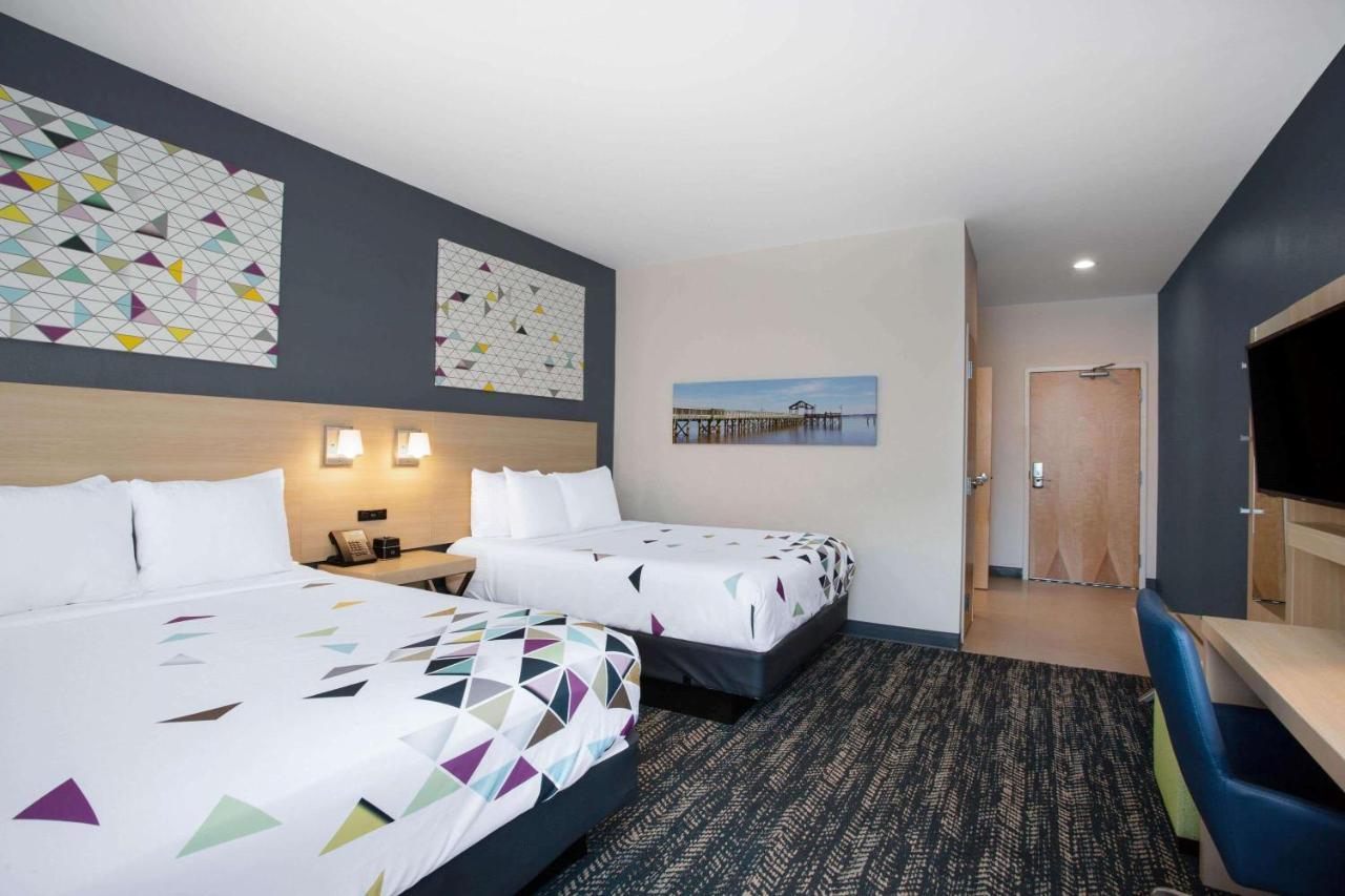 La Quinta Inn & Suites By Wyndham Manassas, Va- Dulles Airport Kültér fotó
