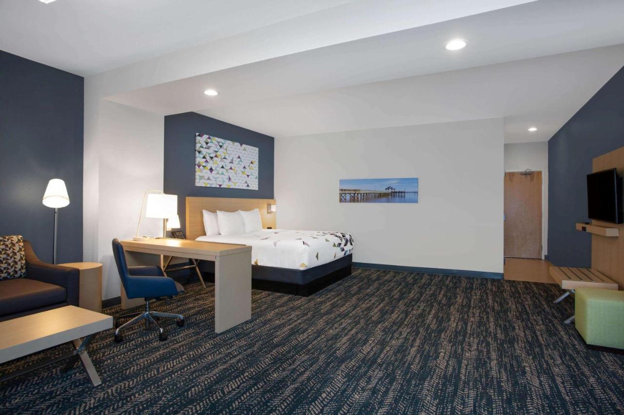 La Quinta Inn & Suites By Wyndham Manassas, Va- Dulles Airport Kültér fotó